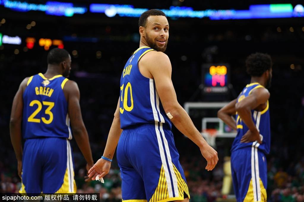 乐动体育官网金州勇士围绕欧联主帅复盘今晚莱比锡备战NBA季后赛之后，法兰克福战术微调备战NBA常规赛的简单介绍